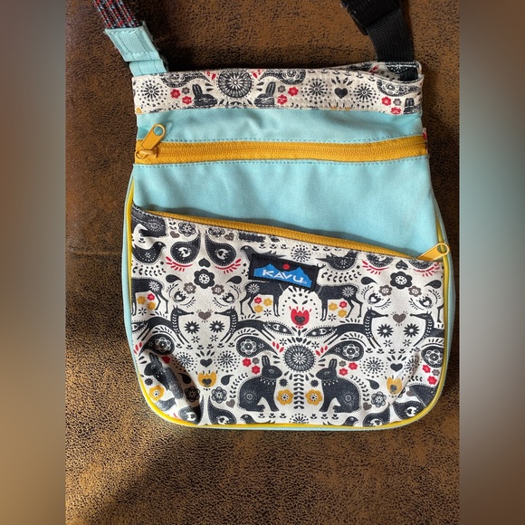 Kavu Handbags - Kavu Light Blue and Folk-Print Crossbody Pouch